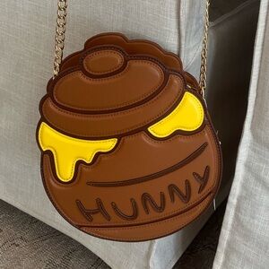 Loungefly x skinnydip Hunny Pot Crossbody Bag